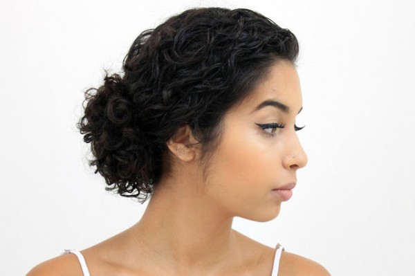Coque-lateral-para-cabelos-afros-600x399
